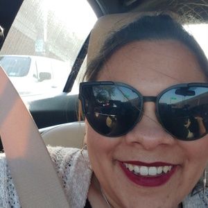 Meet your Posher, Dani